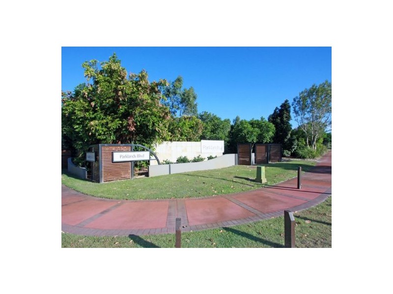 7 Parklink Avenue, Wondunna QLD 4655