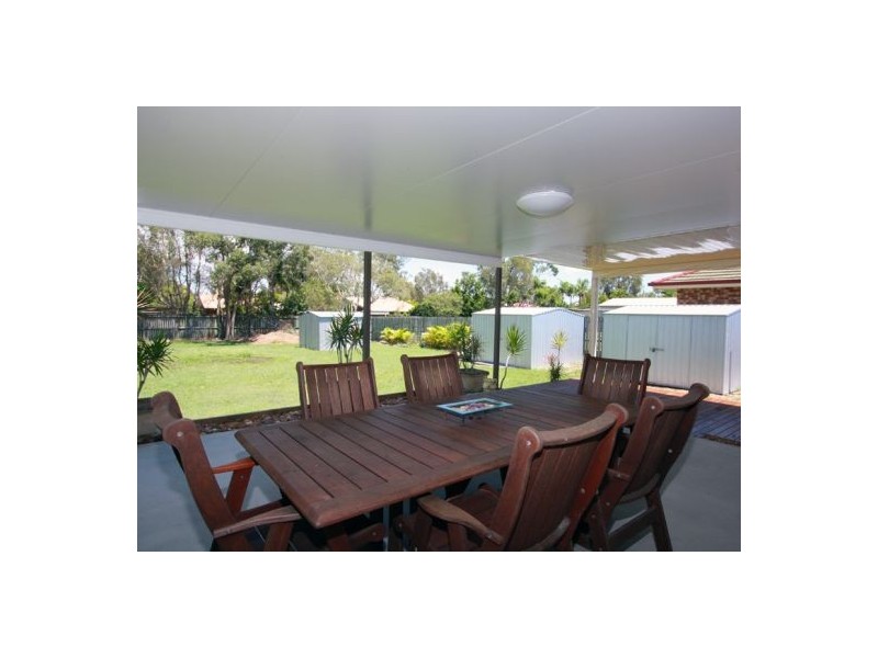 39 Bayrise Drive, Urangan QLD 4655
