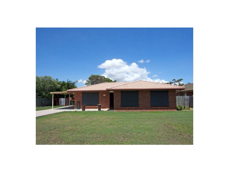 39 Bayrise Drive, Urangan QLD 4655