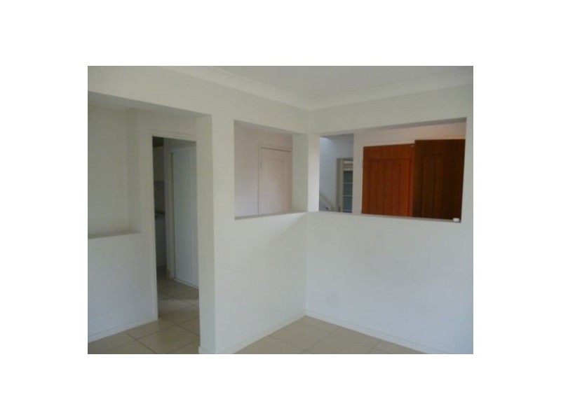 1 Clearwater Cres, Toogoom QLD 4655