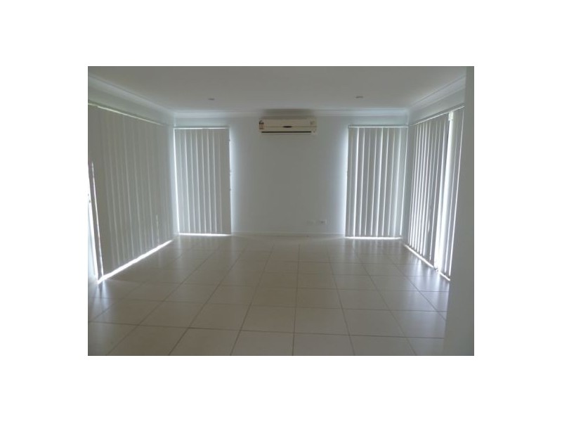 1 Clearwater Cres, Toogoom QLD 4655