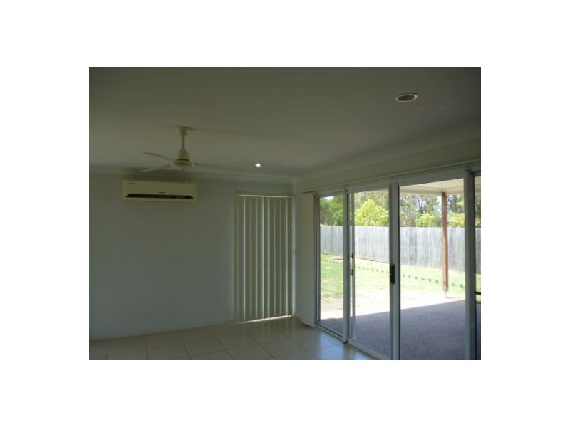 1 Clearwater Cres, Toogoom QLD 4655