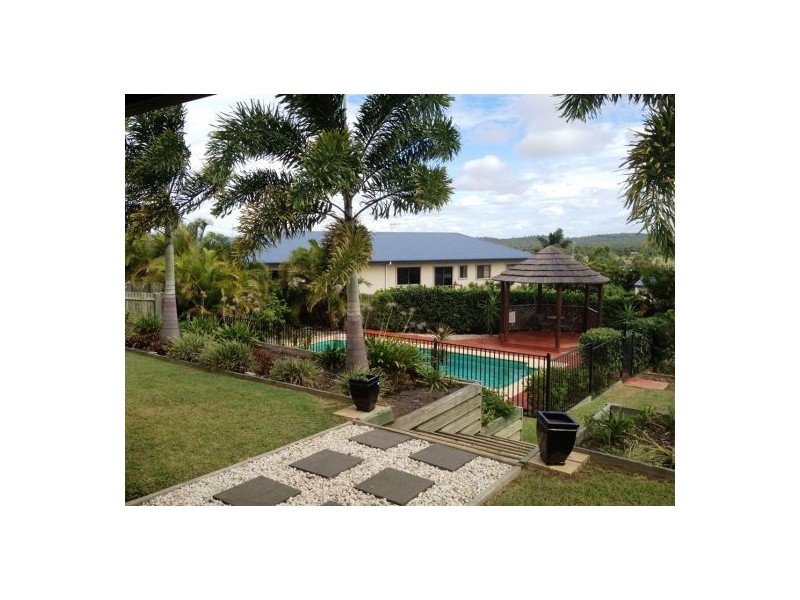 5 Golf Cres, Craignish QLD 4655