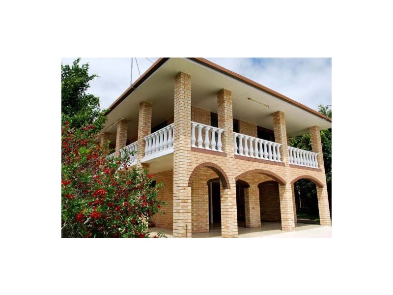 5 Waigani Ave, Kawungan QLD 4655