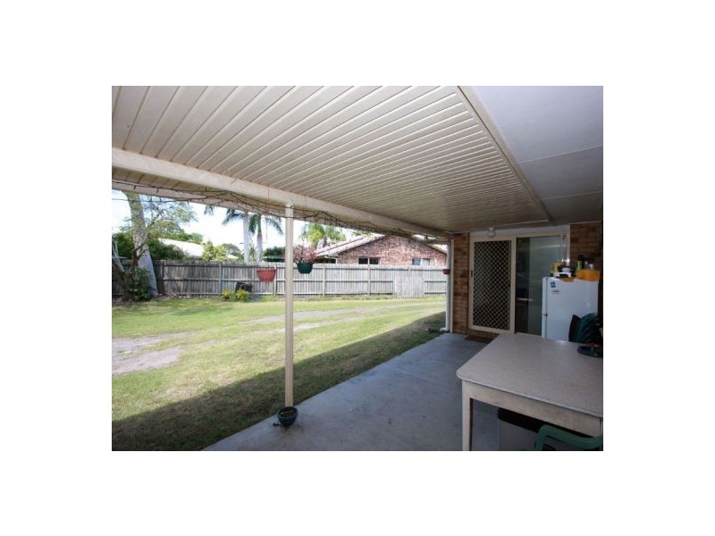 3 Fiona Court, Urangan QLD 4655