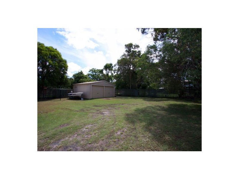 3 Fiona Court, Urangan QLD 4655