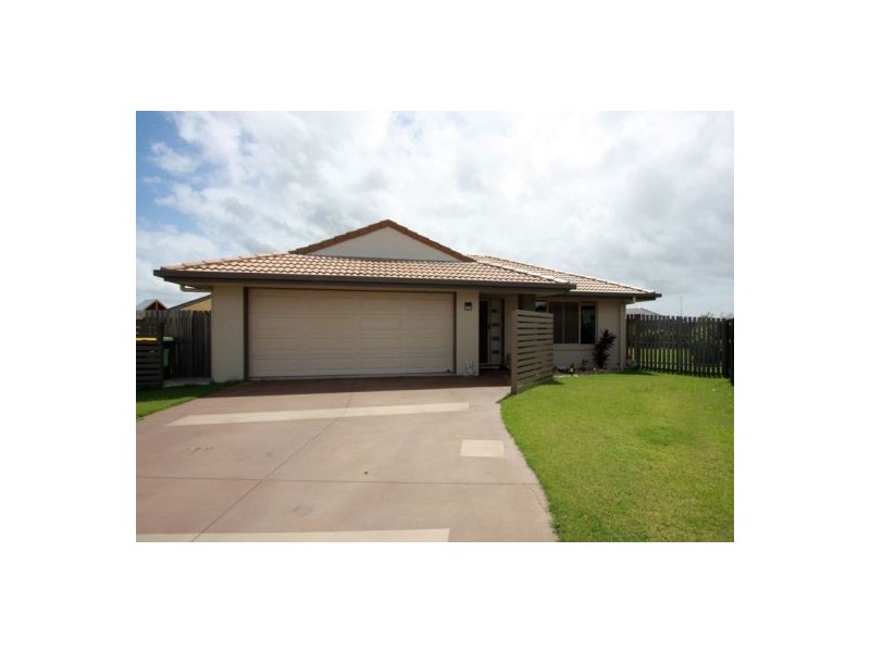 15 Protector Way, Eli Waters QLD 4655