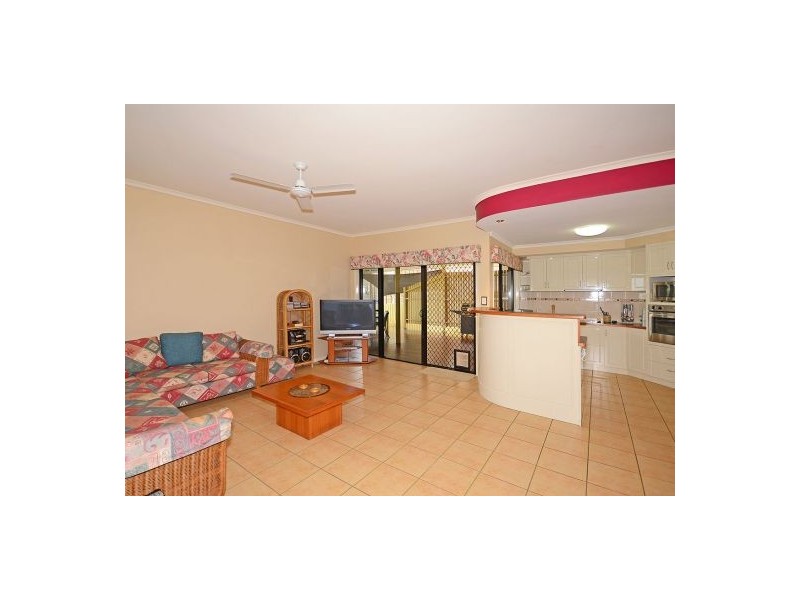 41 Royal Drive, Kawungan QLD 4655