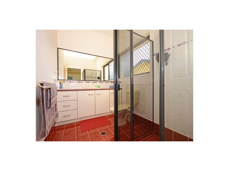 41 Royal Drive, Kawungan QLD 4655