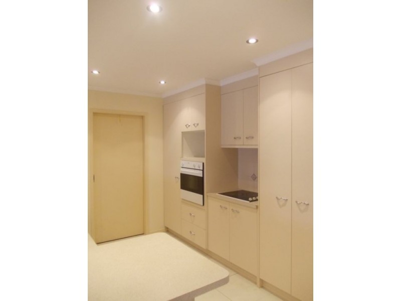 26 Bushlark Avenue, Eli Waters QLD 4655