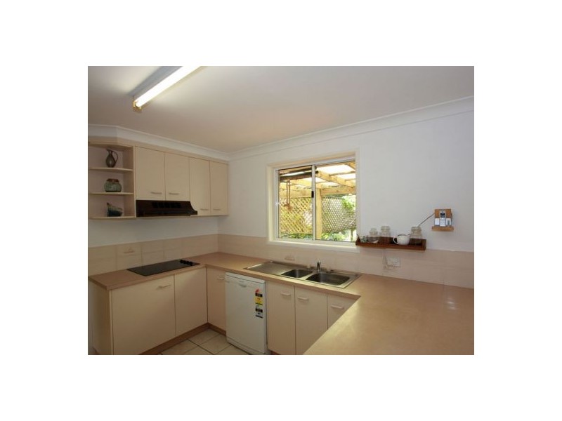 8 Queben Court, Kawungan QLD 4655