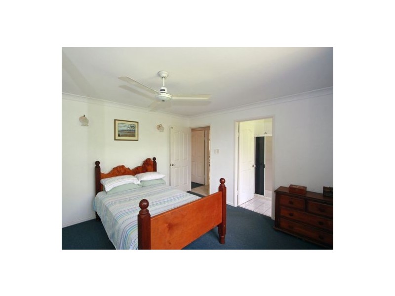 8 Queben Court, Kawungan QLD 4655
