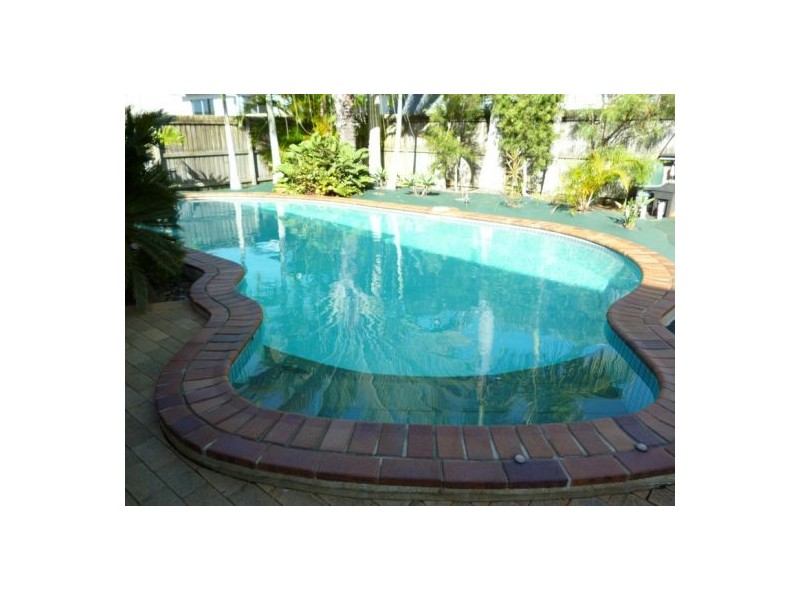 4 Hayman Court, Kawungan QLD 4655