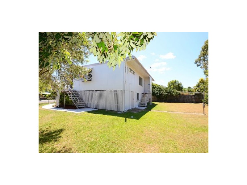 60 DAYMAN, Urangan QLD 4655