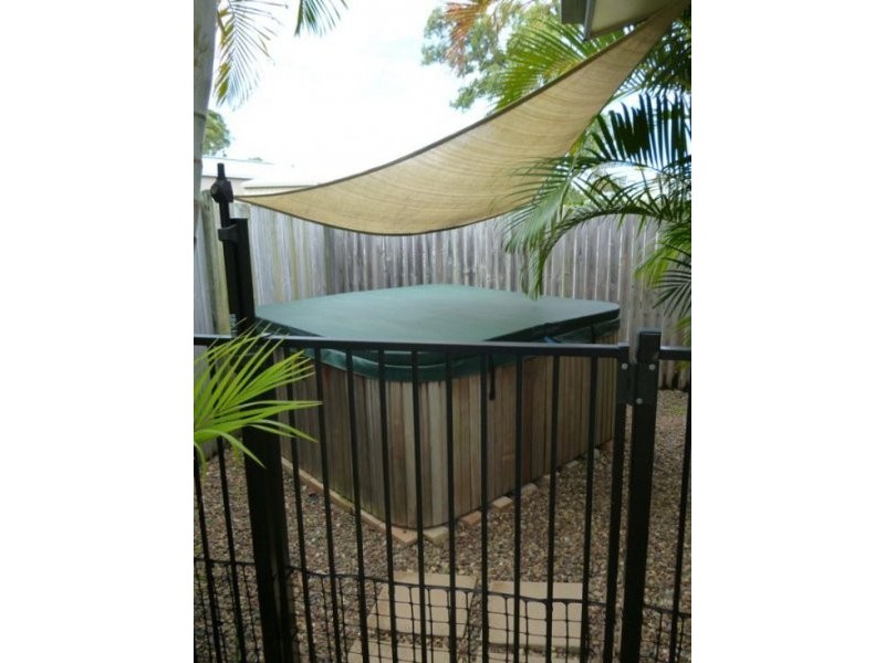 106 Exeter Street, Torquay QLD 4655