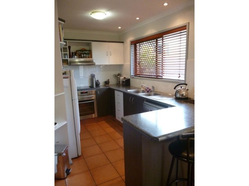 106 Exeter Street, Torquay QLD 4655