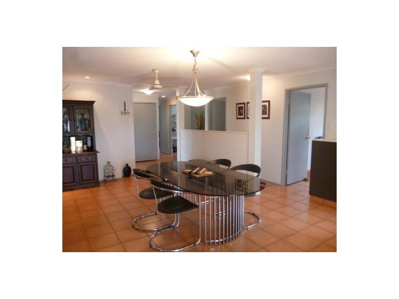 106 Exeter Street, Torquay QLD 4655
