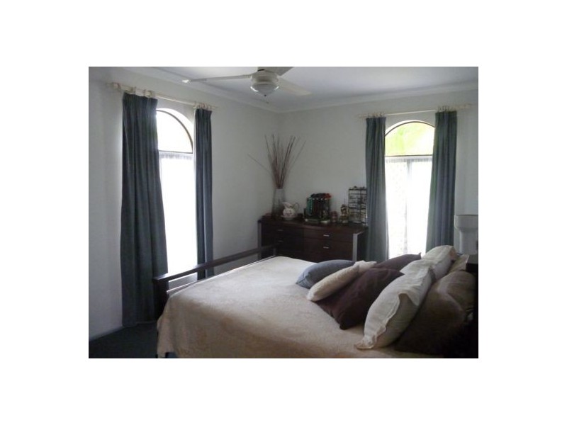 106 Exeter Street, Torquay QLD 4655