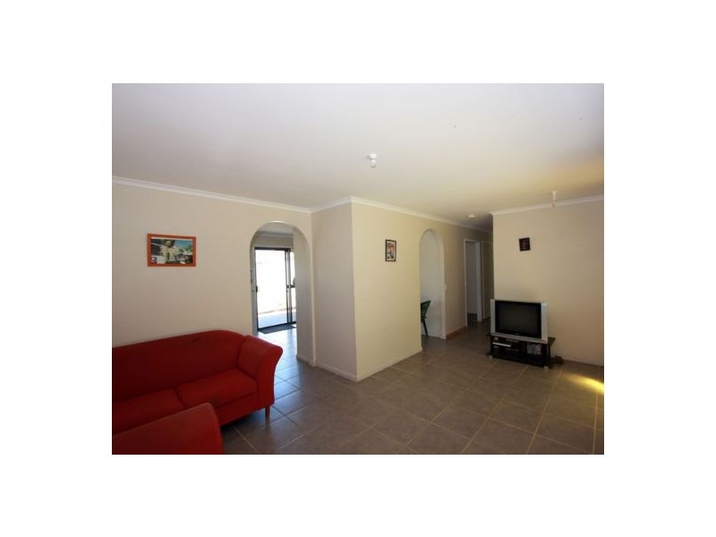 719 BOAT HARBOUR DRIVE, Urangan QLD 4655