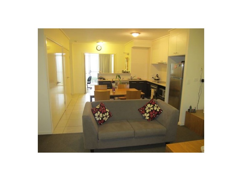 12/68 Pulgul Street, Urangan QLD 4655
