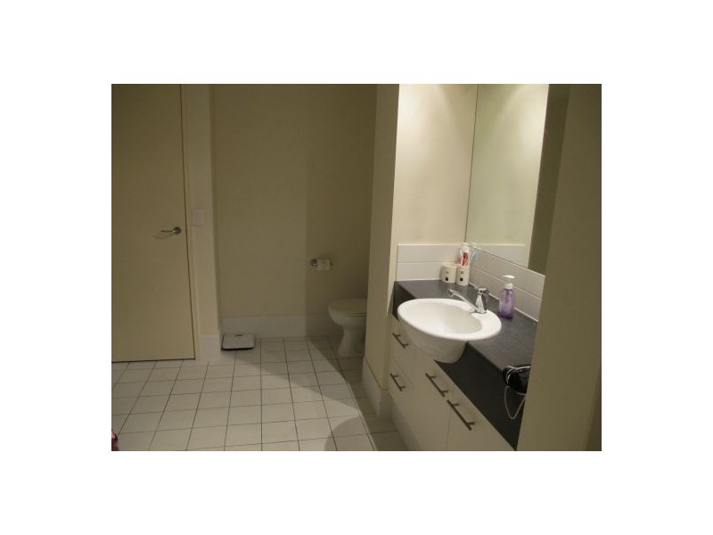 12/68 Pulgul Street, Urangan QLD 4655