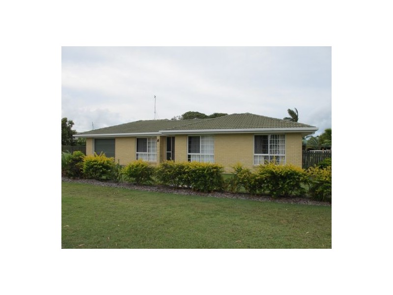 5 Aimee Drive, Urangan QLD 4655