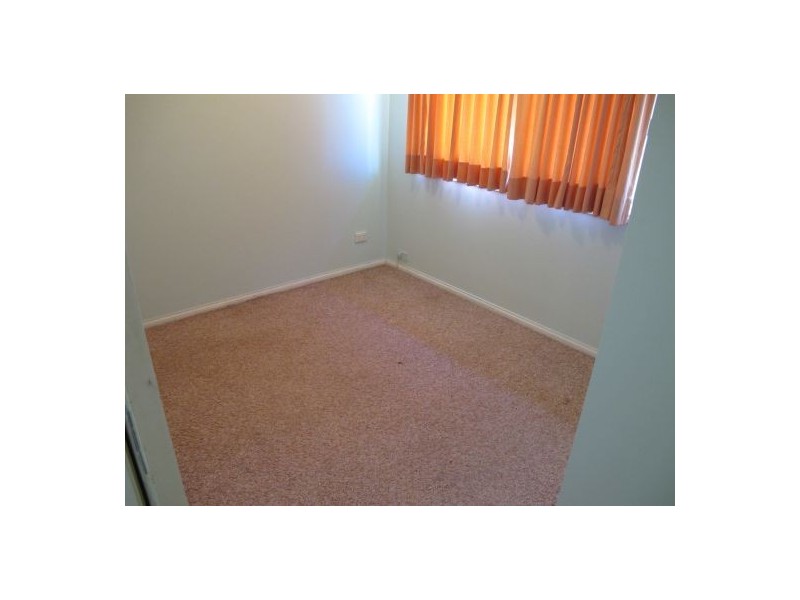 5 Aimee Drive, Urangan QLD 4655