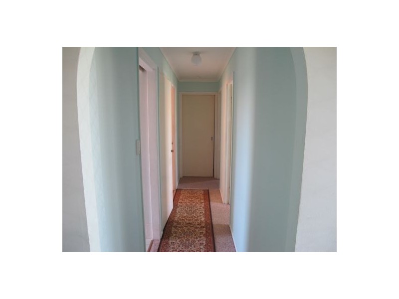 5 Aimee Drive, Urangan QLD 4655