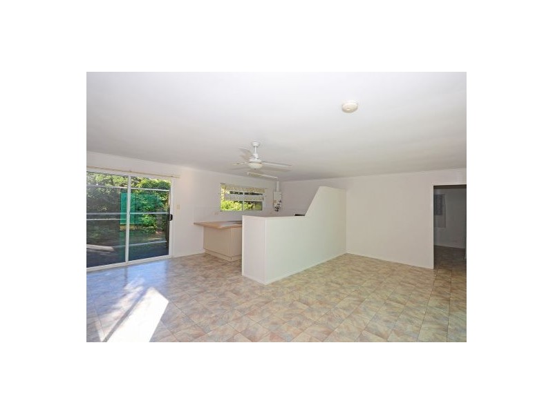 8 Mitchell Avenue, Craignish QLD 4655
