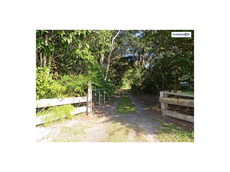 8 Mitchell Avenue, Craignish QLD 4655