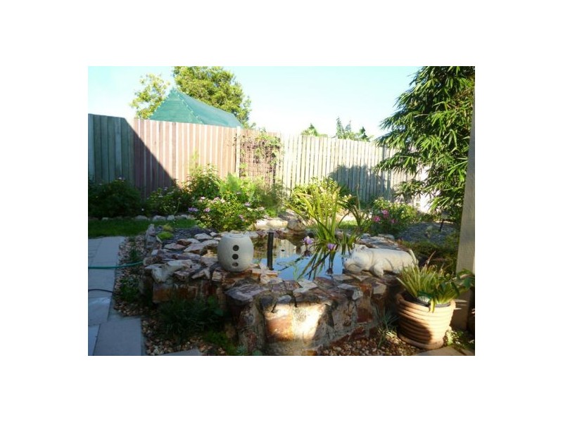 99  Cunningham Street, Urangan QLD 4655