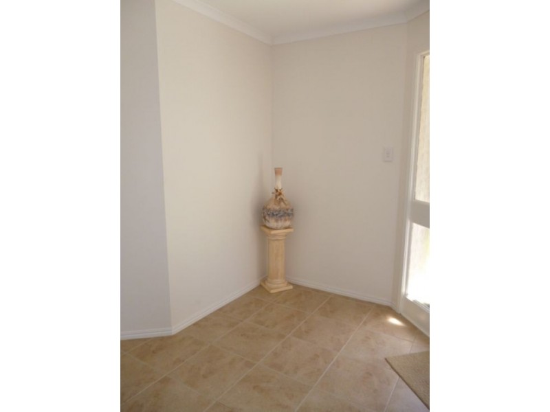 11 Patrick Street, Point Vernon QLD 4655