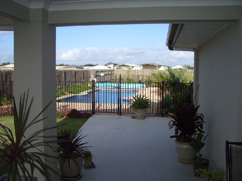 42 Rosewood Avenue, Wondunna QLD 4655