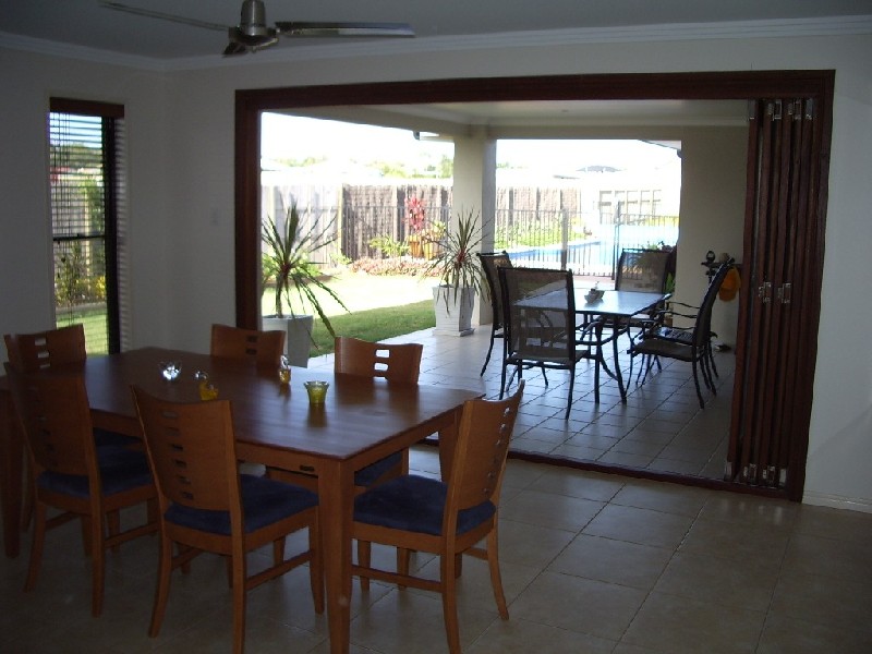 42 Rosewood Avenue, Wondunna QLD 4655