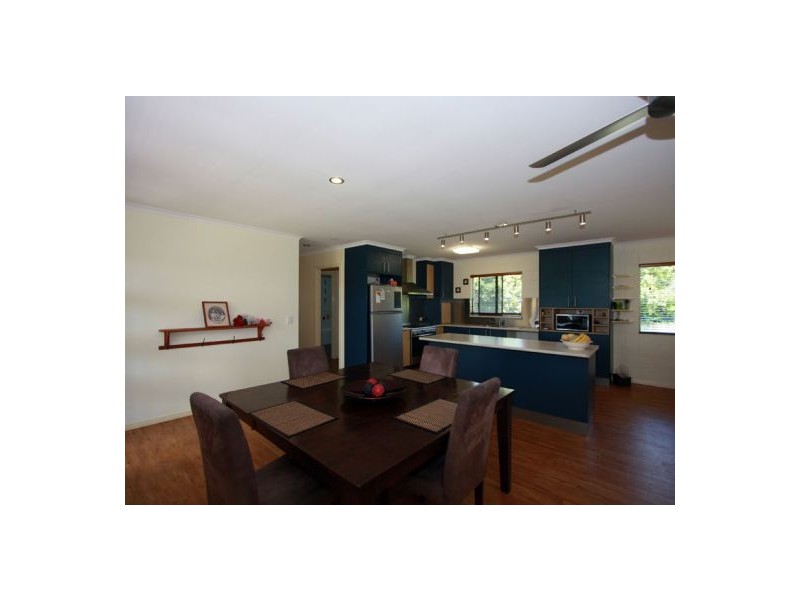 30 Jensen Dr, Urraween QLD 4655