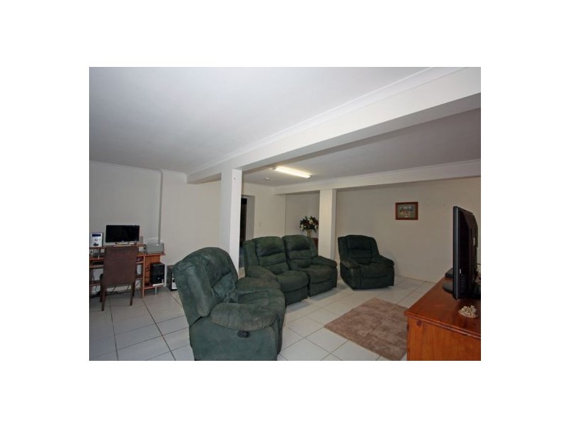 30 Jensen Dr, Urraween QLD 4655