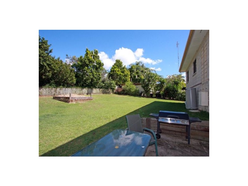 30 Jensen Dr, Urraween QLD 4655