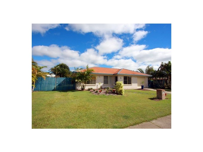 18 Wide Bay Drive, Eli Waters QLD 4655
