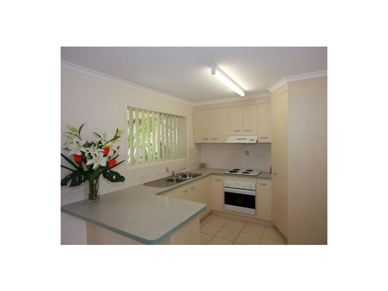 18 Wide Bay Drive, Eli Waters QLD 4655