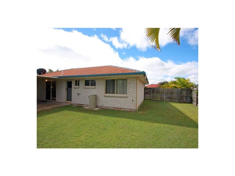 18 Wide Bay Drive, Eli Waters QLD 4655