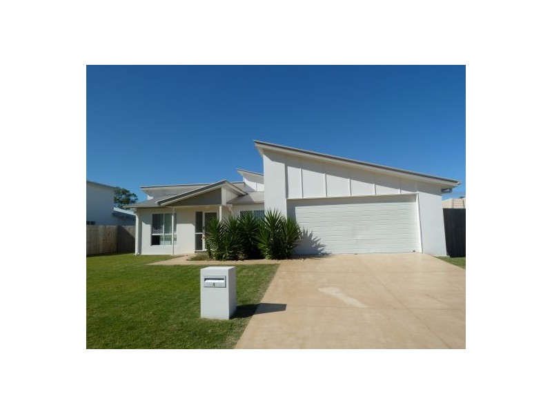 4 Clearwater, Toogoom QLD 4655