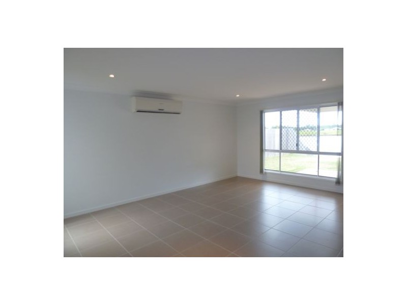 4 Clearwater, Toogoom QLD 4655