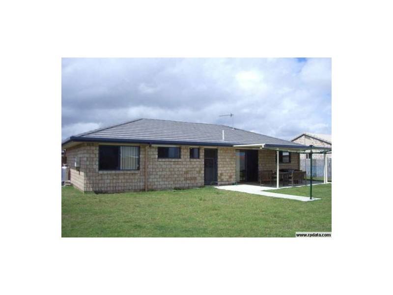 27 Gunsynd Way, Point Vernon QLD 4655