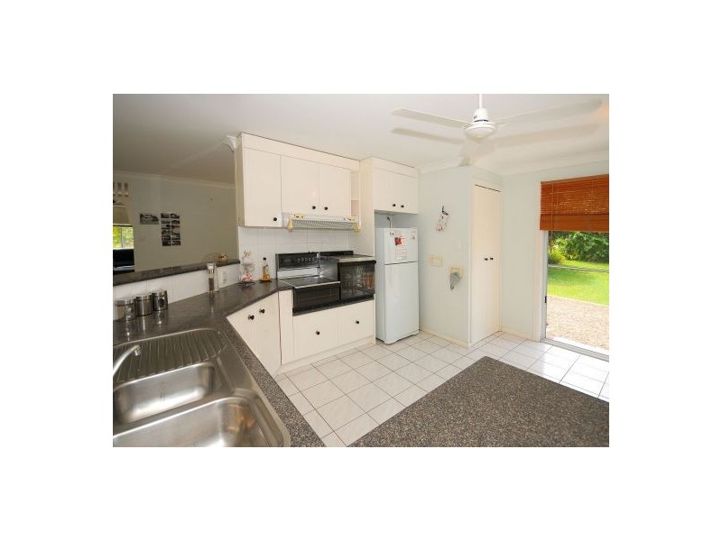 50 Senorita Parade, Urangan QLD 4655