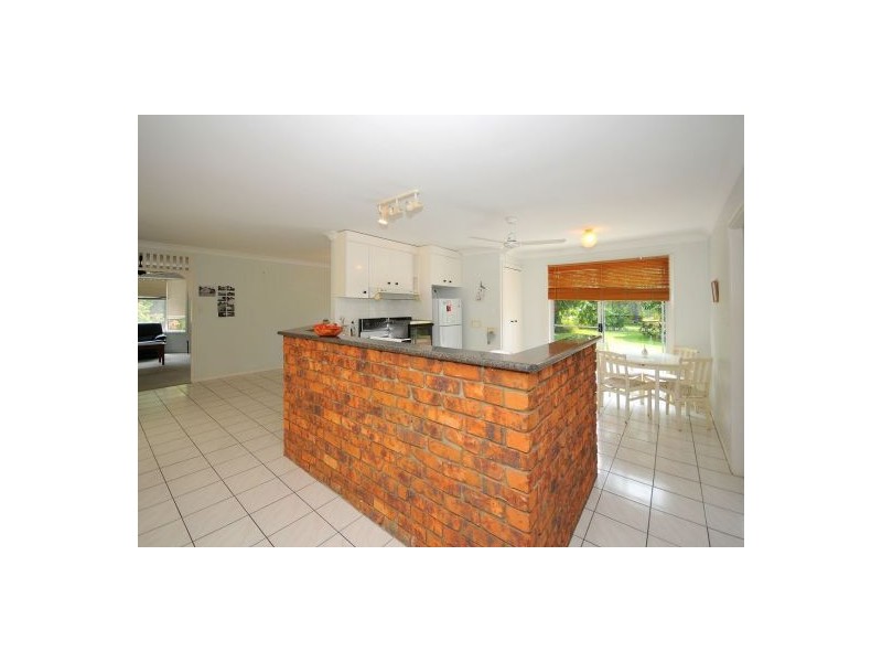 50 Senorita Parade, Urangan QLD 4655