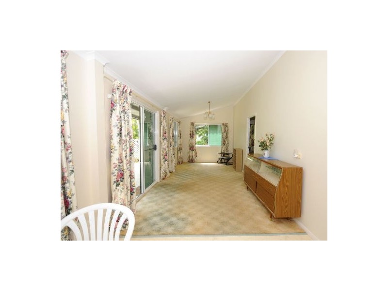 50 Senorita Parade, Urangan QLD 4655