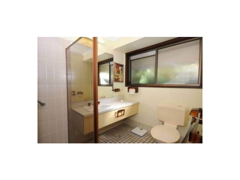 15 Granada Court, Point Vernon QLD 4655