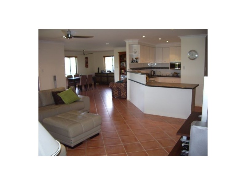 1 Cassandra Crescent, Urangan QLD 4655