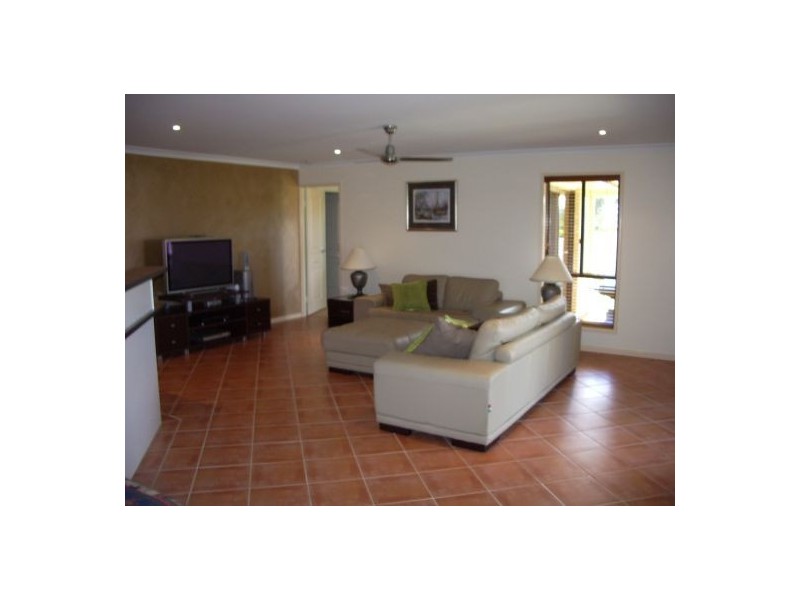 1 Cassandra Crescent, Urangan QLD 4655