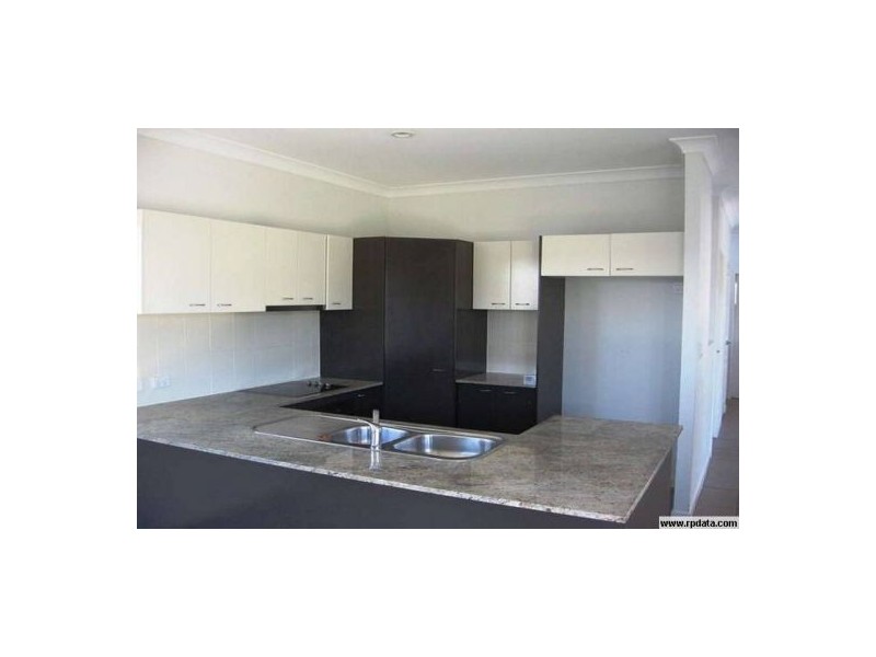 18 Brackish Court, Toogoom QLD 4655